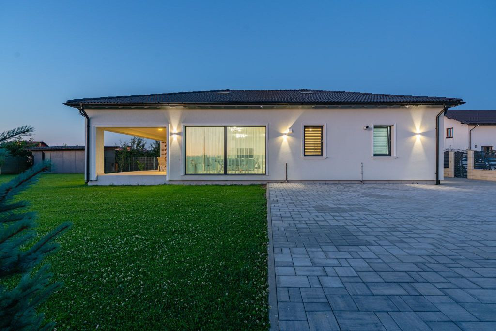 Casă Premium Sânpetru | 162 mp | Teren 971 mp | Mobilat...