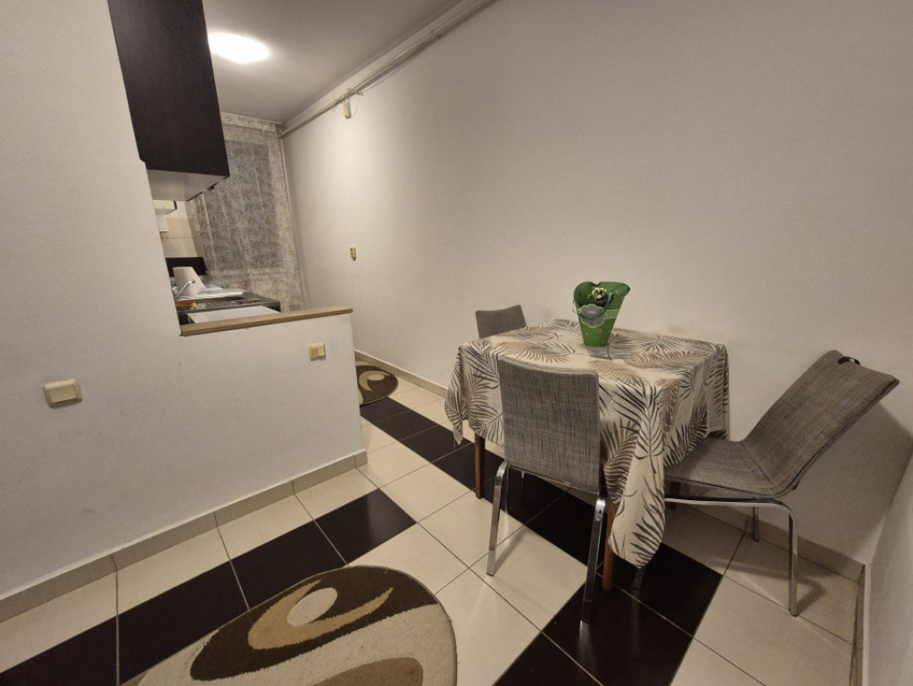 Apartament cu 1 cameră decomandat, modern, lângă VIVO Mal
