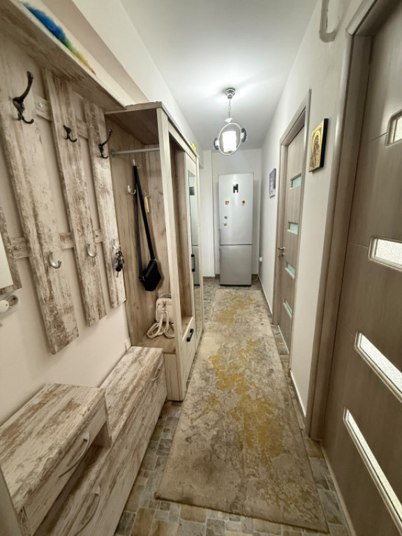 Inchiriere apartament decomandat cu 2 camere în Brazda