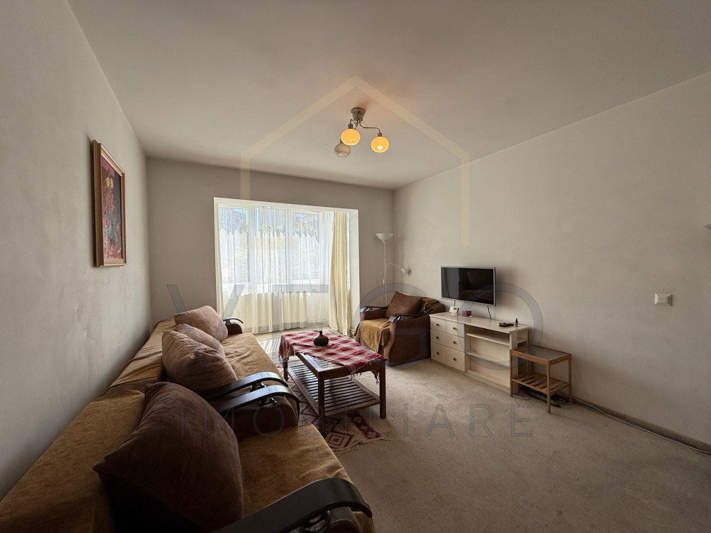 3 camere la etaj intermediar, in Manastur - Aleea Clăbucet