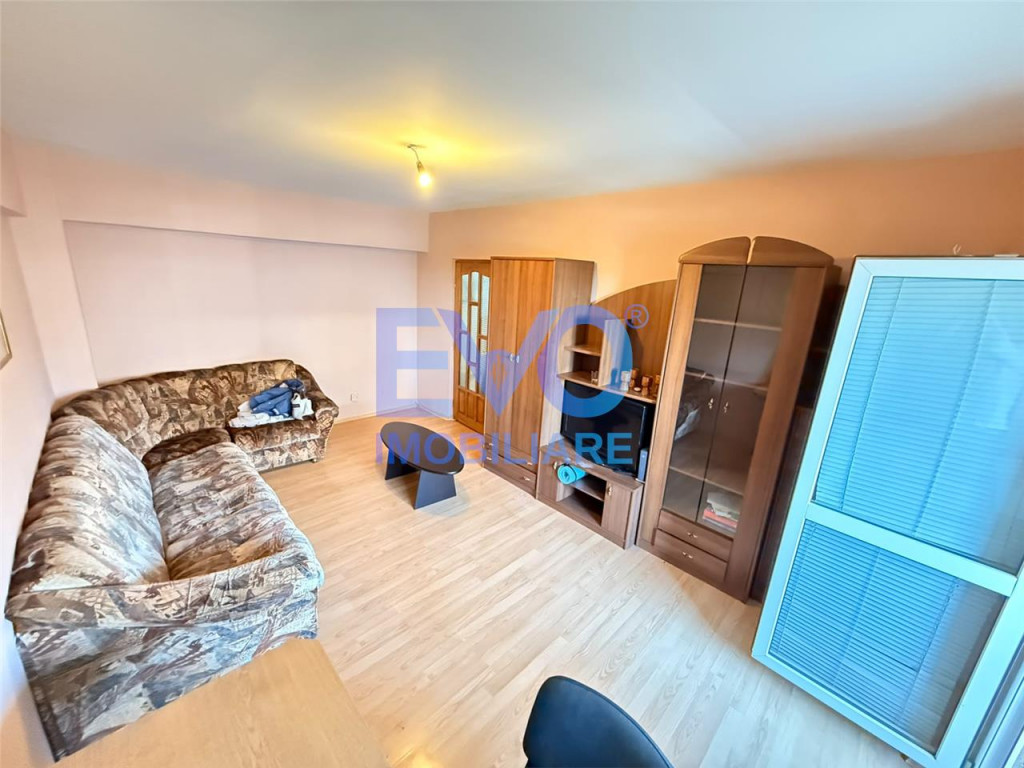 APARTAMENT DE INCHIRIAT CU 2 CAMERE, CENTRU