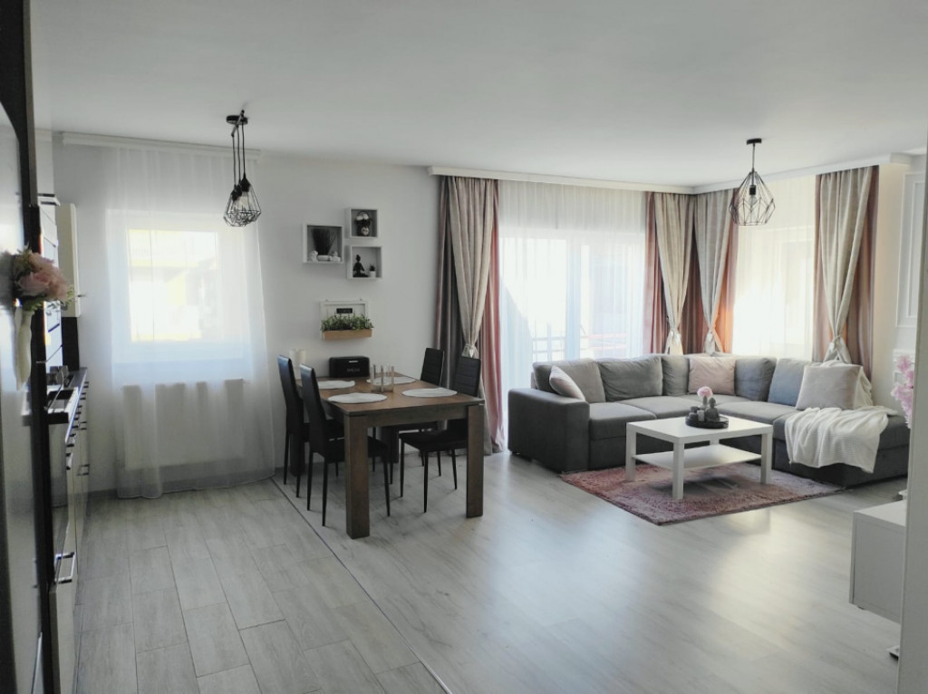 Apartament 2 camere, SU 58mp, zona Florilor