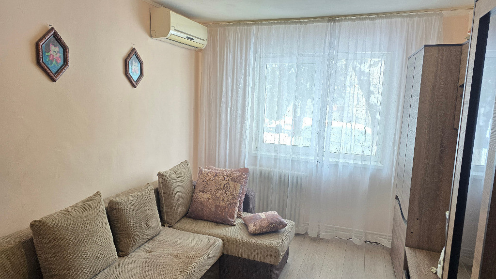 Inchiriez apartament cu 2 camere in Deva, zona Crisului, parter,