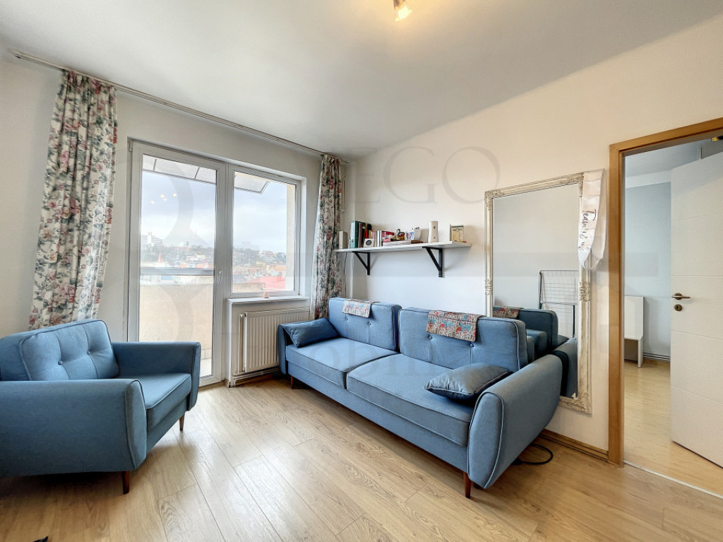 2-Room Apartment, Mid-Level Floor, Balcony, P-ta Mihai Vitea