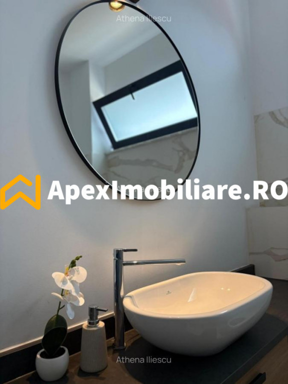 Apartament 2 camere, parcare I metrou 1 Decembrie 1918
