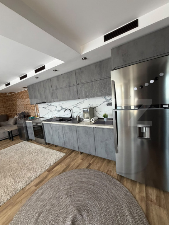 Casă cu etaj , complet renovată, mobilată și utilată ??