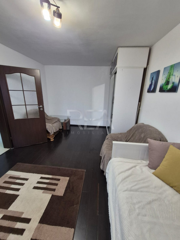 2 camere, et 7/10, bloc 1980, 57 mp-Gorjului