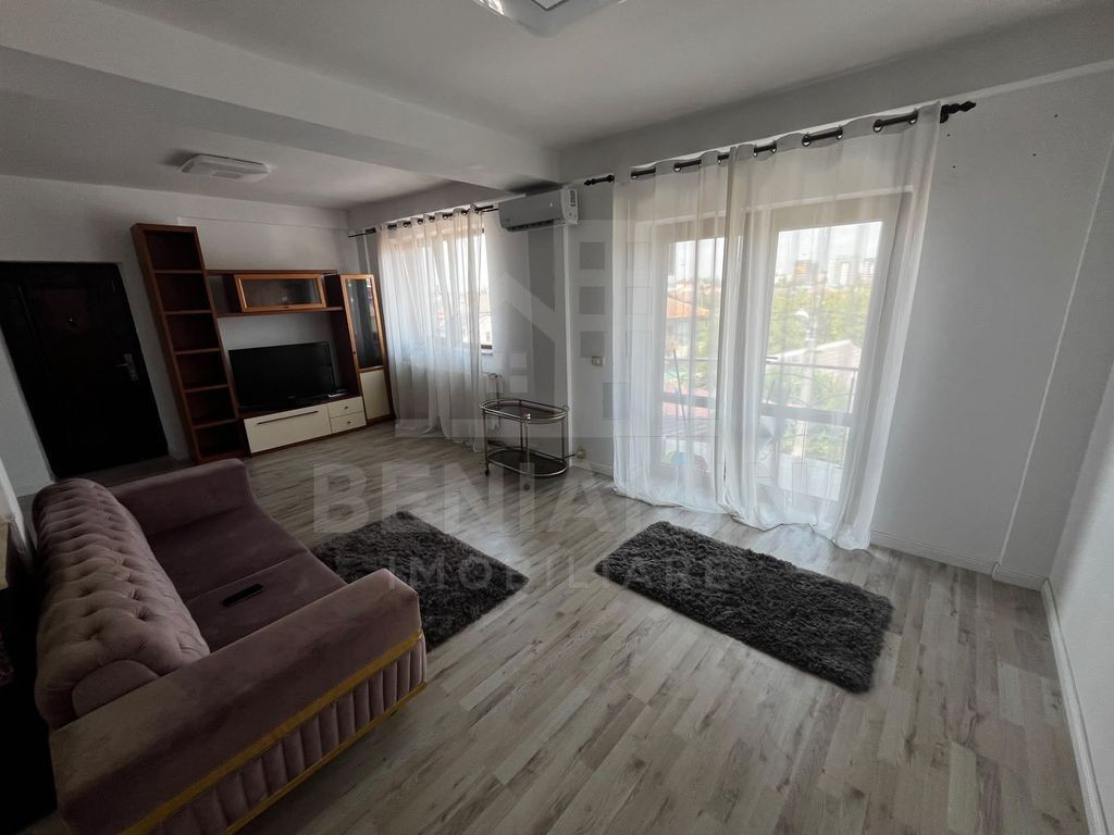 3 camere etaj 1 mobilat utilat disponibil imediat Promenada