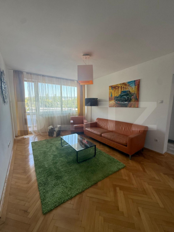 Inchiriez apartament - 3 camere- Aleea Carpati