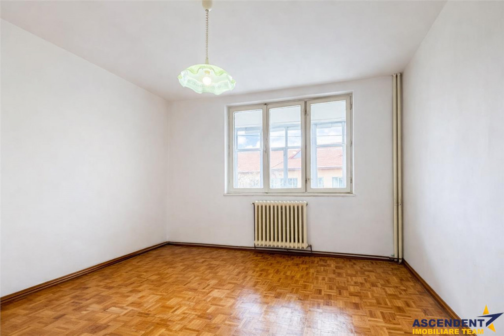 Apartament confortabil,2 camere,etaj 2,zona linistita si acc