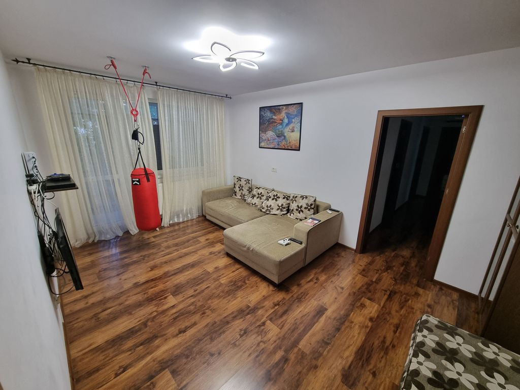 Apartament 4 camere zona Tomis Nord (City Park)