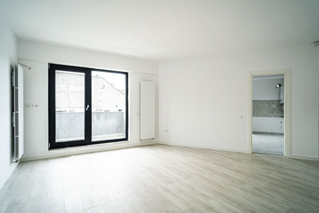 2 camere, 63 mp, etaj 1, FINALIZAT, metrou langa bloc, CO...