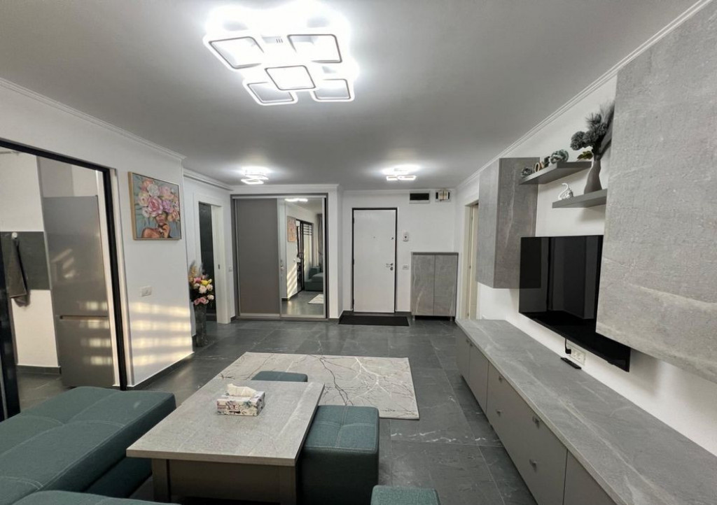 Apartament 2 camere de închiriat | Trocadero | Renovat | 54