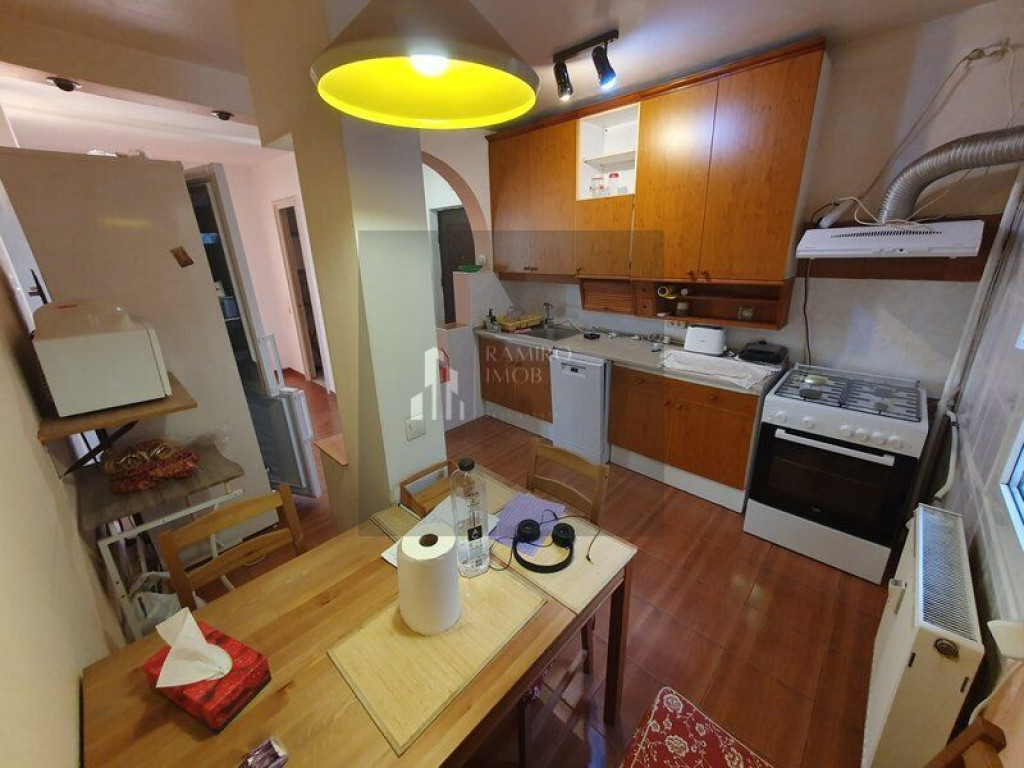 Apartament 4 camere decomandat | 88mp | Costin Georgian |...