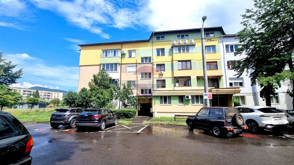 Apartament 2 camere DECOMANDAT STR. G.EORGE COSBUC| Centr...