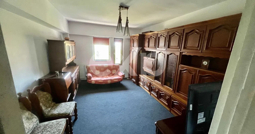 De vânzare apartament decom. 3 camere, 2 bai, 2 balcoane, C