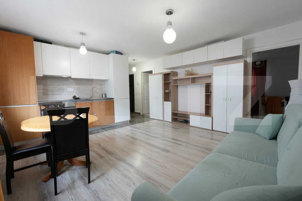 Apartament cu 3 camere, 55MP, zona Răzoare