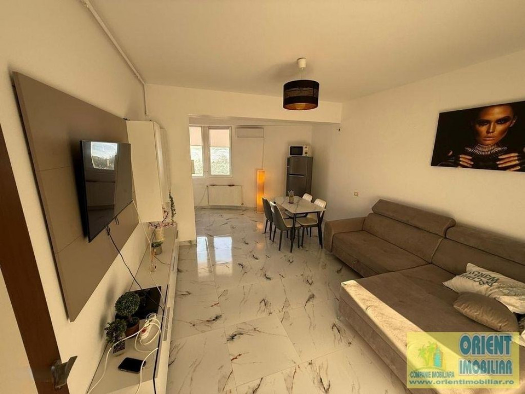 Mamaia Summerland, de inchiriat 3 camere, mobilat, termen lung