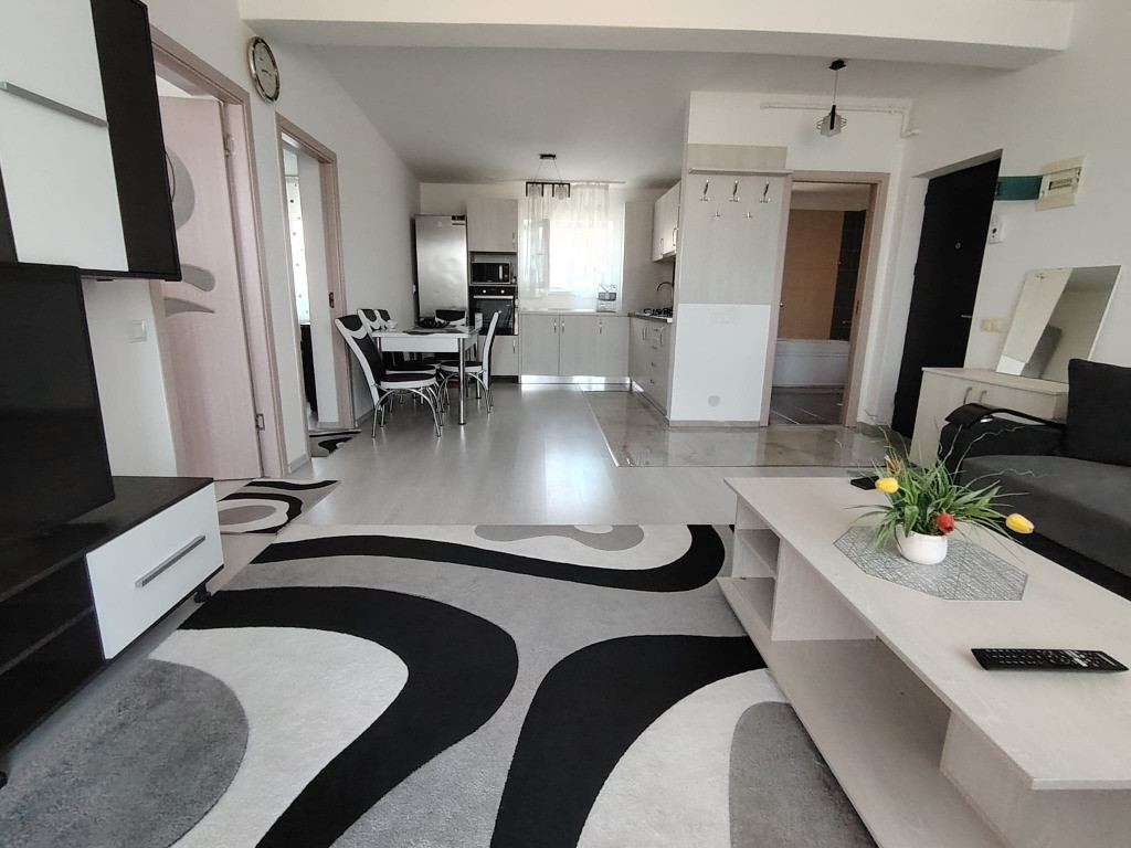 Inchiriere Apartament 3 camere semidecomandat, 63 mp, Sesu de Sus