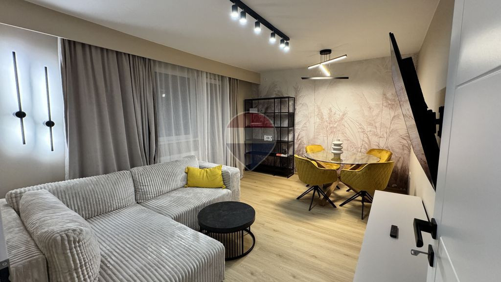 Apartament lux 3 camere de vanzare renovat integral Acade...