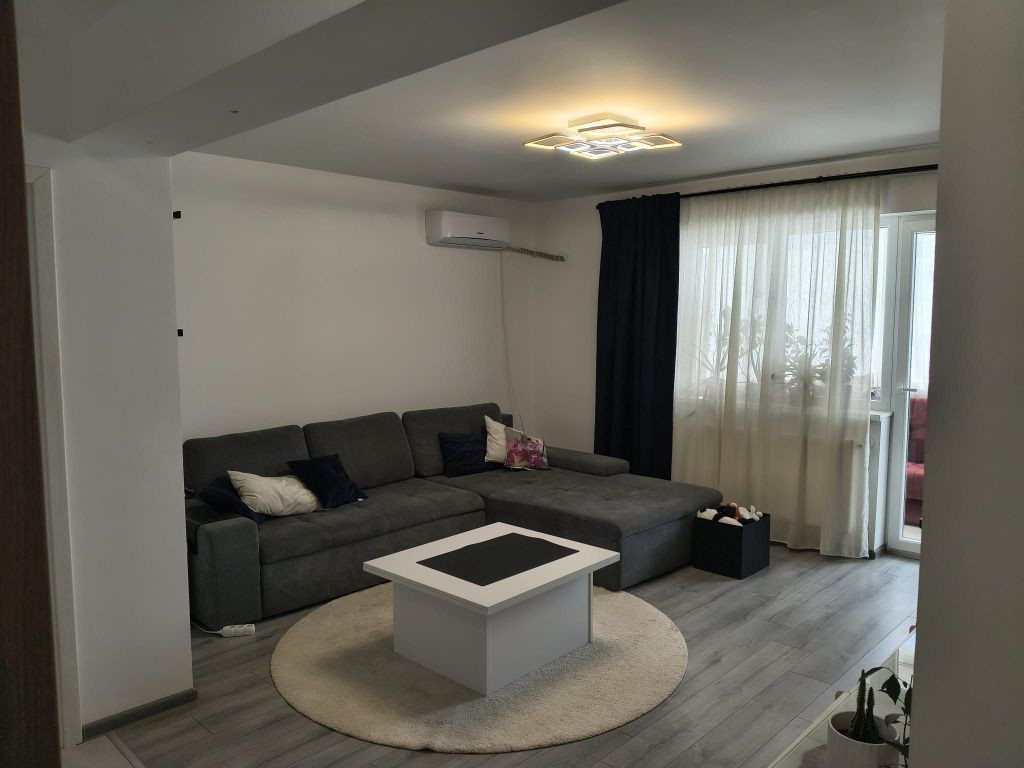 2cam.dec,parcare inclusa,partial mob-util,11min metrou D....