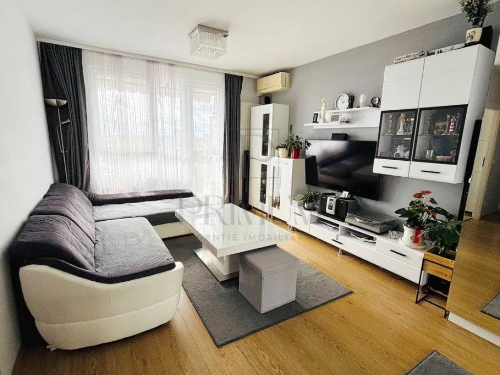 LIPOVEI | 3 CAM | DECOMANDAT | PARTER | 2 BAI | BALCON | ANV