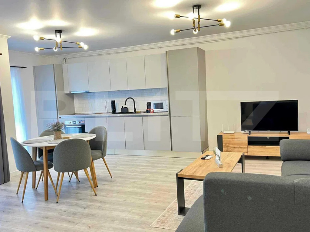 Apartament 2 camere, etaj intermediar, cu parcare, Dâmbul R