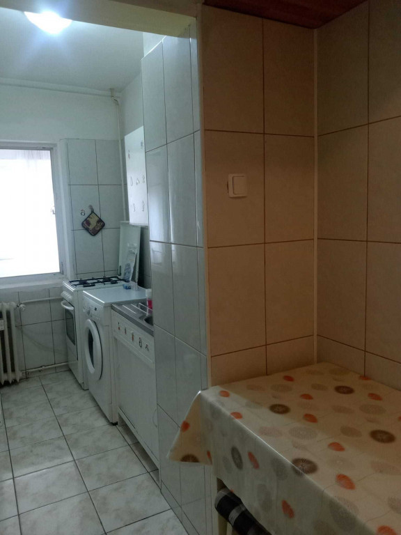 Piata sudului etaj 4 soseaua berceni