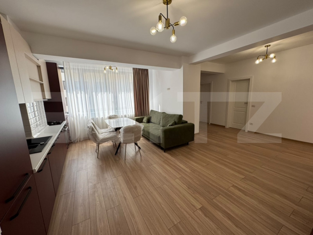 Apartament 3 camere, 80 mp, zona Consul
