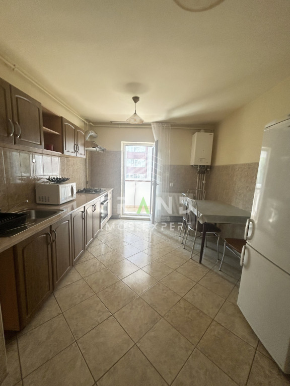 Apartament de inchiriat 2 camere decomandate, Manastur