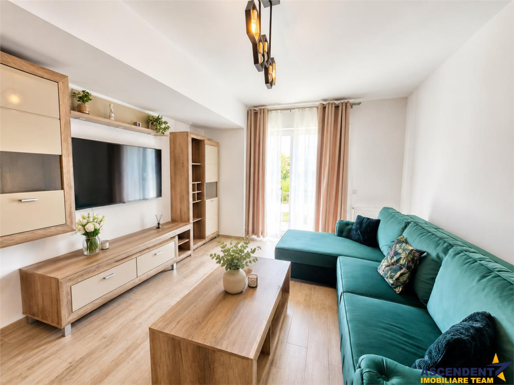 Proprietate Noua | Prima | Gradina proprie, regim tip vila,