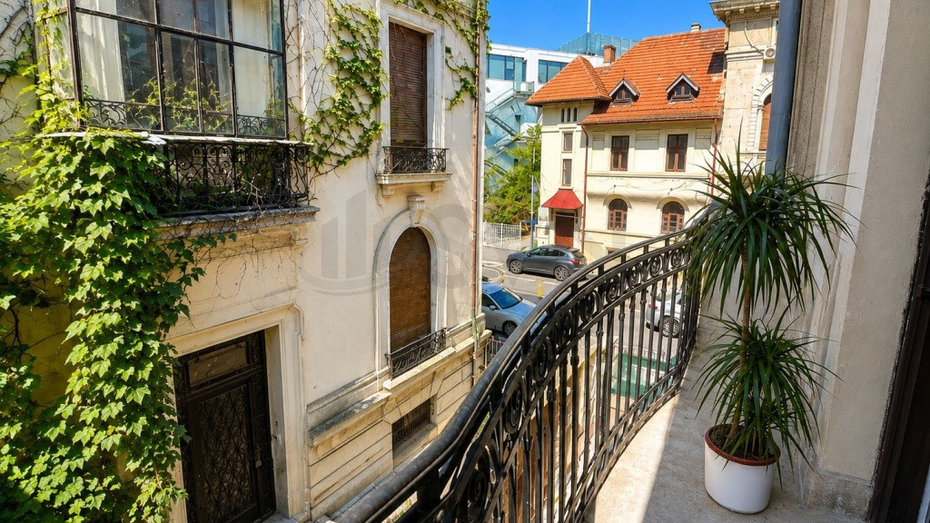 Spatiu comercial in vila Strada Paris complet renovat