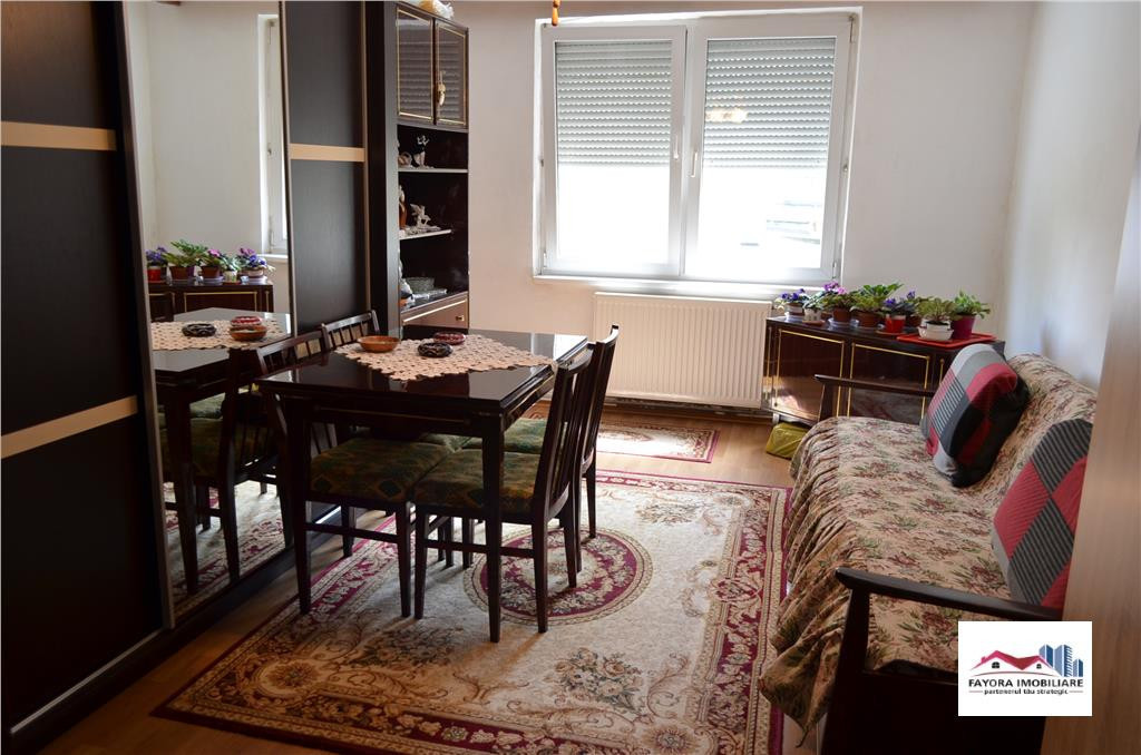Ap. 3 Camere si 2 Bai cu Garaj de Zona Corina