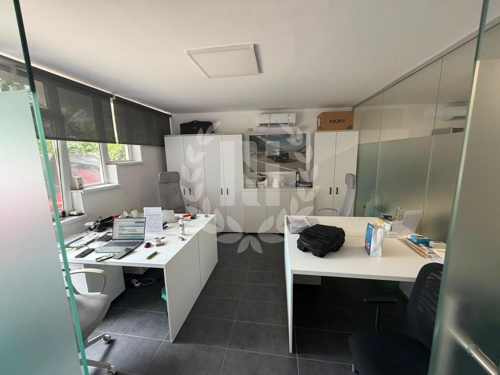 Showroom & Birouri în Herăstrău | Spațiu Premium