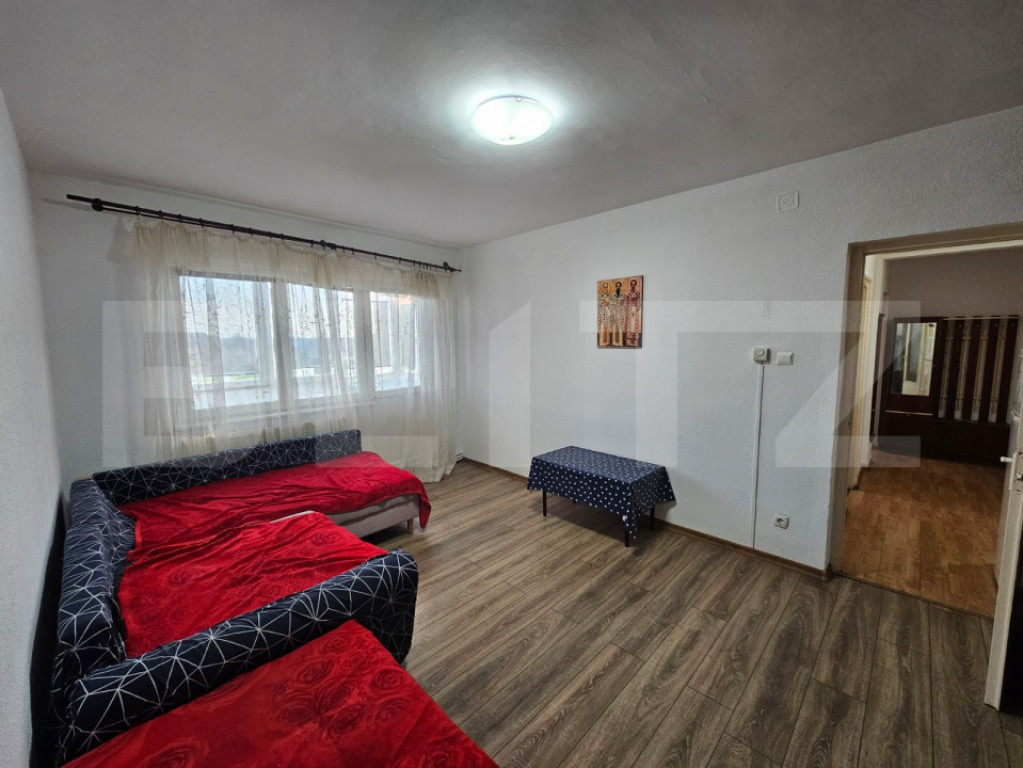 Apartament cu 3 camere, de inchiriat, Cetate, Alba Iulia