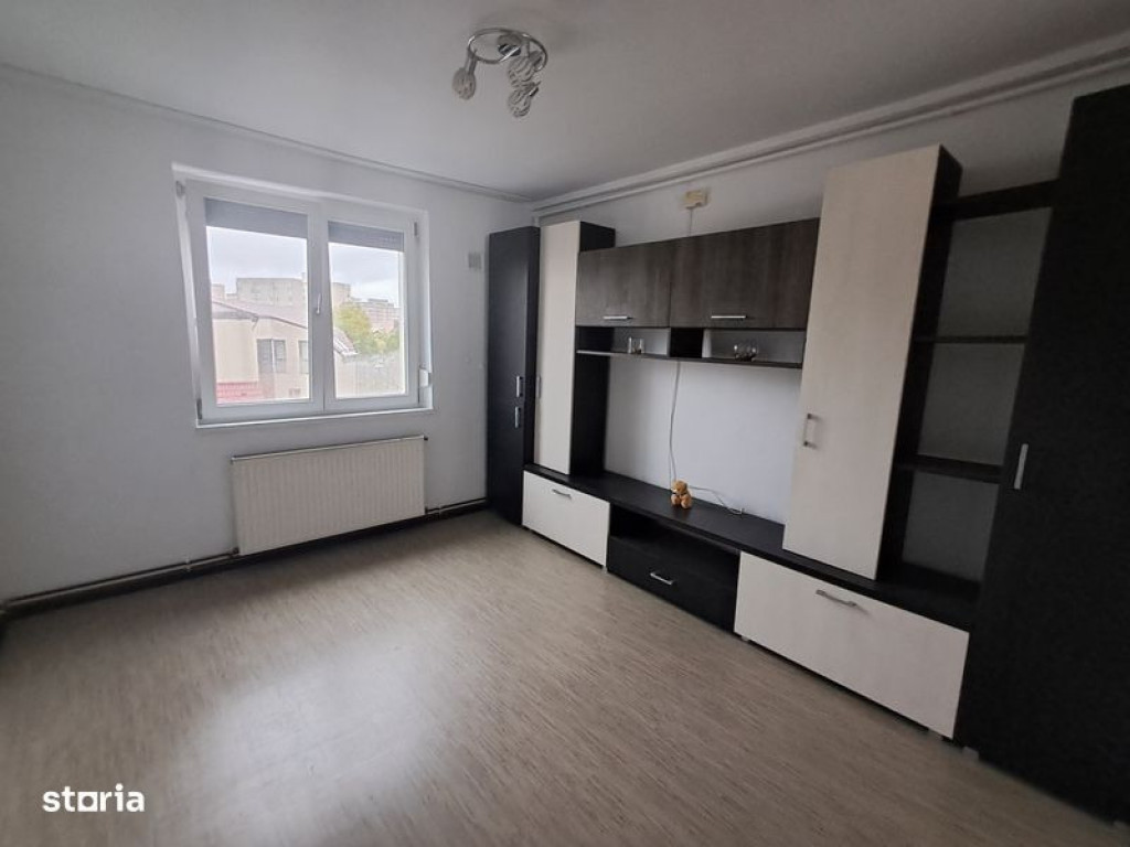 Apartament de 2 camere Str Bisericii Romane