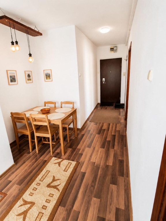Apartament 3 camere zona GRIVITEI