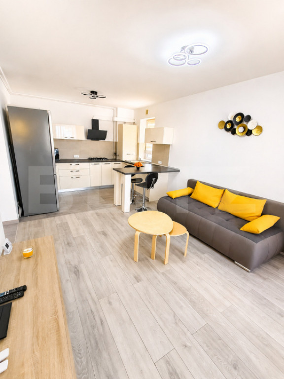Apartament cu 2 camere | Coresi | Parcare + Boxă |
