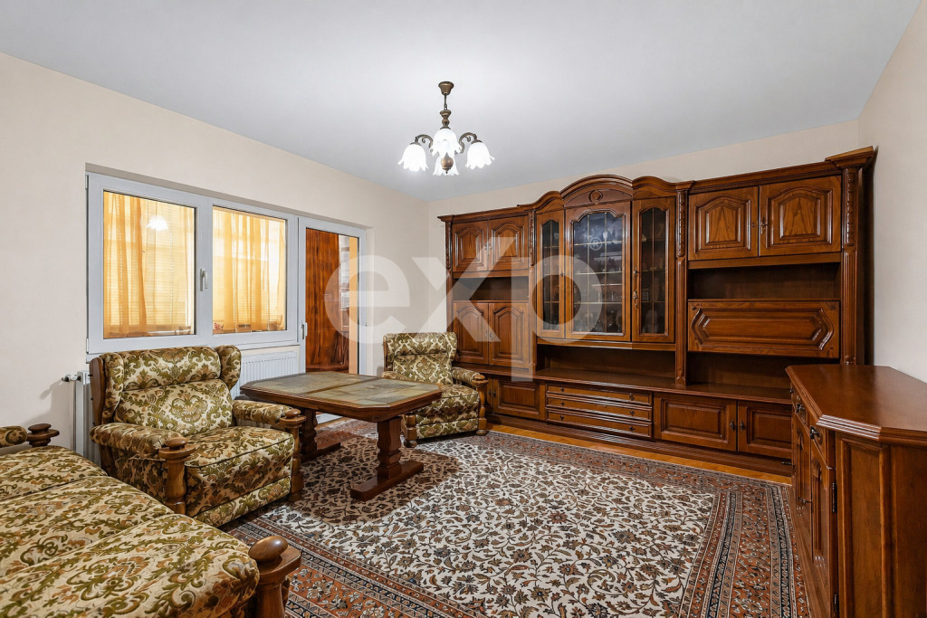De vânzare – Apartament 3 camere | decomandat | Buziaș