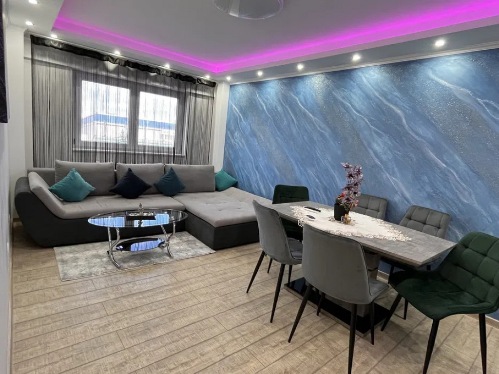 Apartament 3 camere 115 mp Zona Garii