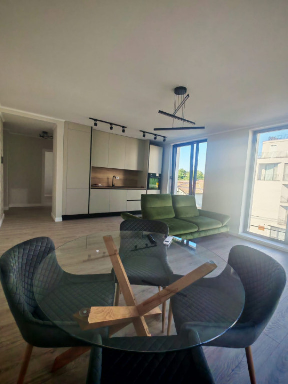 Apartament cu 2 camere in zona Gruia