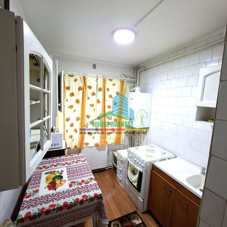 Apartament 3 camere zona Gara