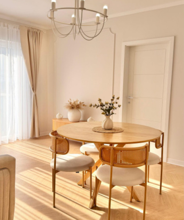 Apartament 3 camere, ultrafinisat, zona Terra