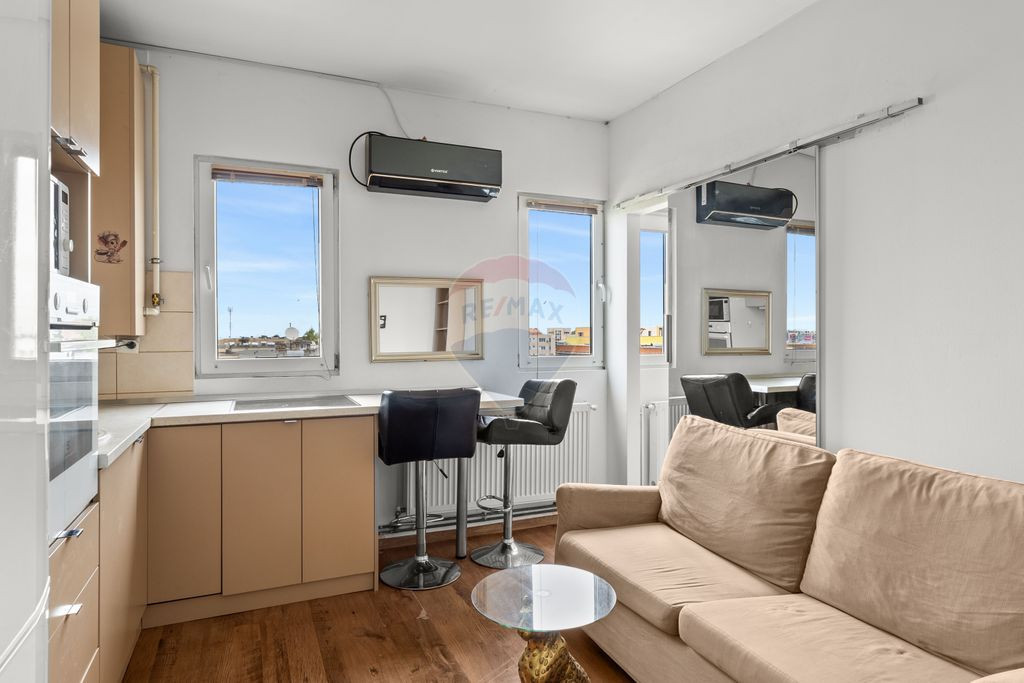 Apartament cu nișă de dormit lângă Adora One, Miron C...