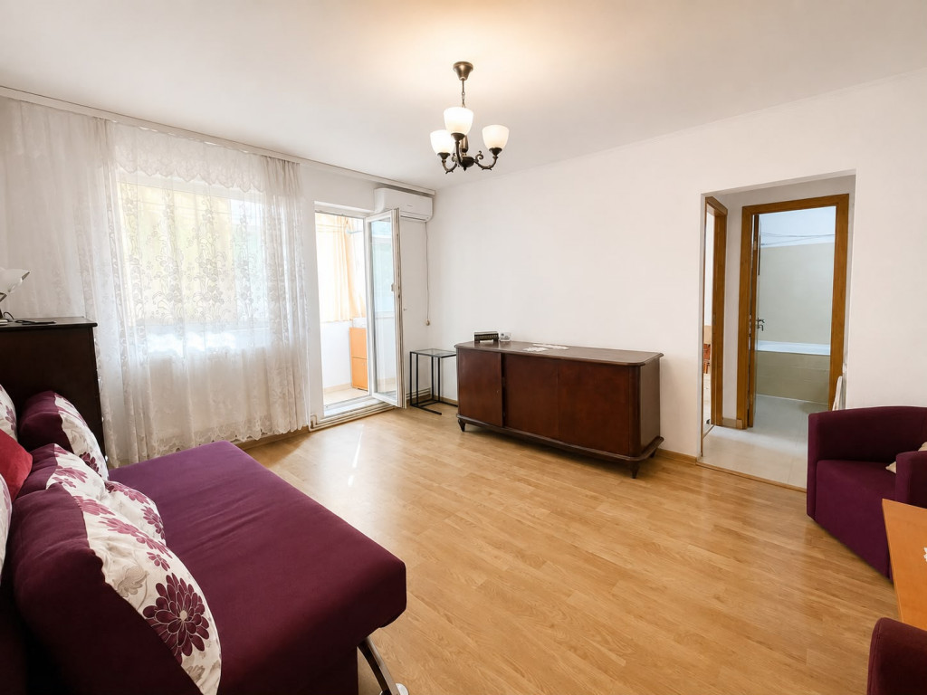 Apartament 2 Camere, Zona Tomis Nord, Langa Parcul Tabacarie