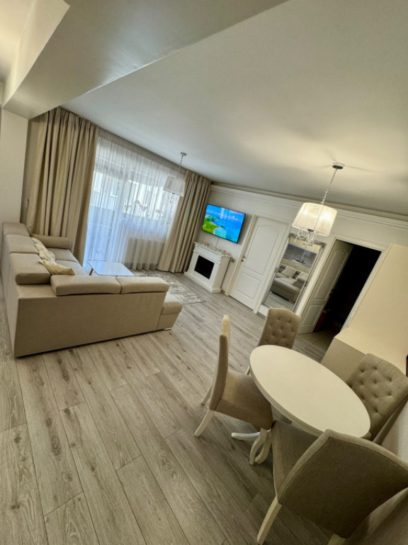 Apartament 2 camere 46 mp si balcon 4.2 mp in Floresti zona