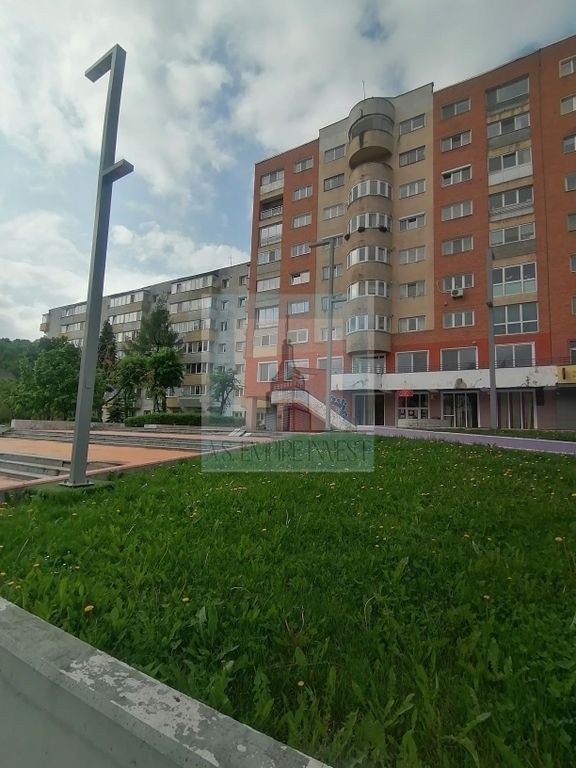 De vânzare garsonieră/ zona Racadau