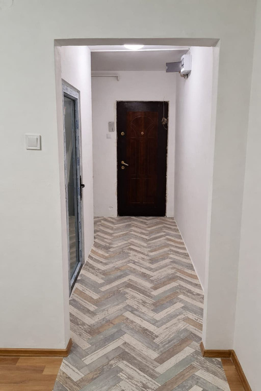 Apartament de 3 camere zona ASTRA,STR SITARULUI