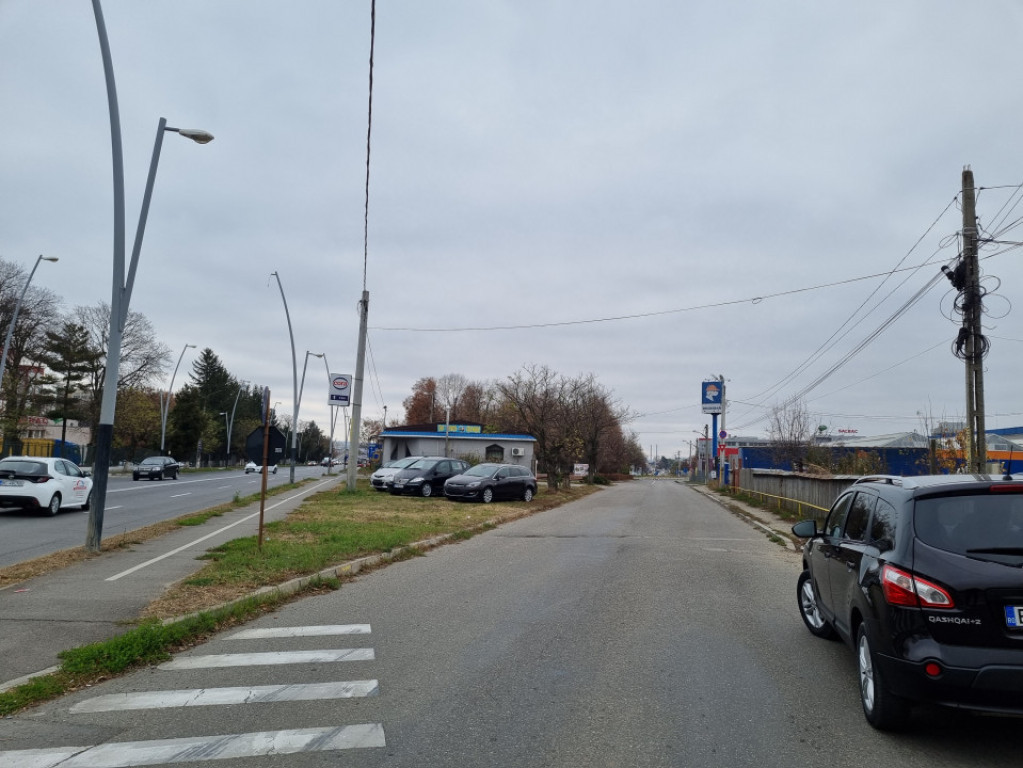Teren Calea Moinești Dedeman - Parc Auto - Publicitate Str