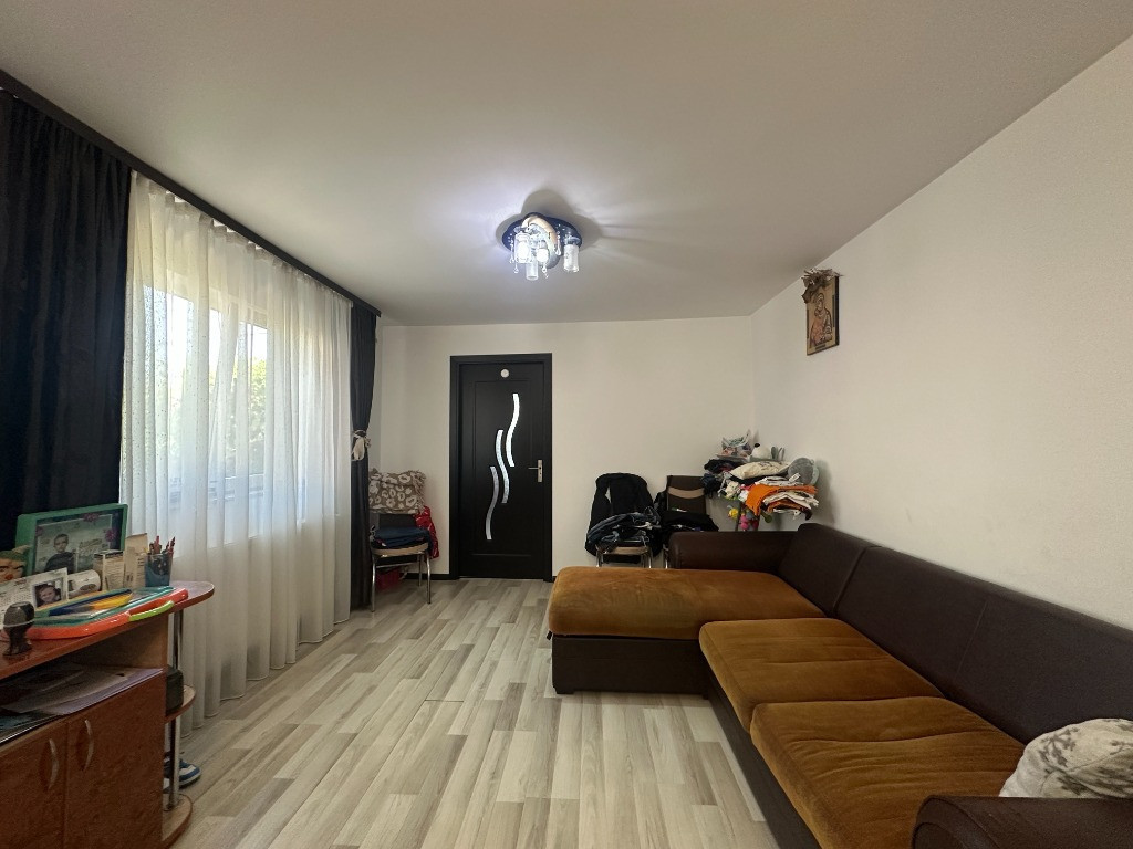 VIGAFON - Casa-duplex 3 camere Bucov